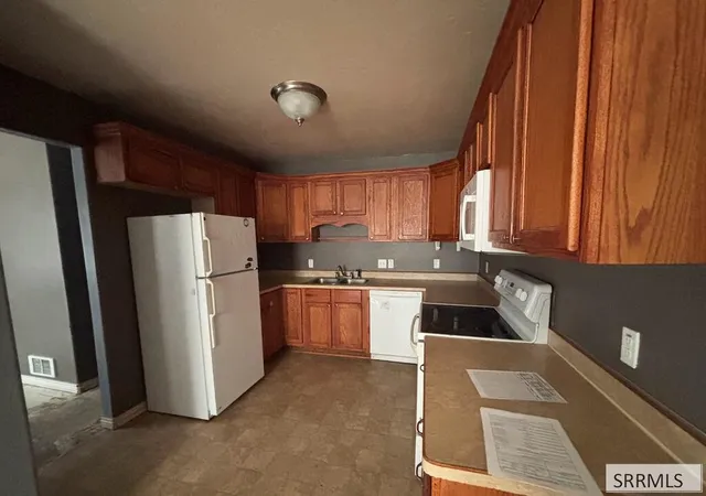 Photo 4 of Single family home for sale at 884 Wandell Ct, Blackfoot, ID 83221 | MLS# 2189234 | Listing updated on 2026-10-26