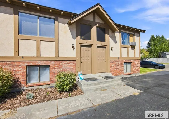 Photo 1 of Sale Pending at 601 John Adams Ct #5, Idaho Falls, ID 83401 | MLS# 2189210 | Listing updated on 2026-09-21