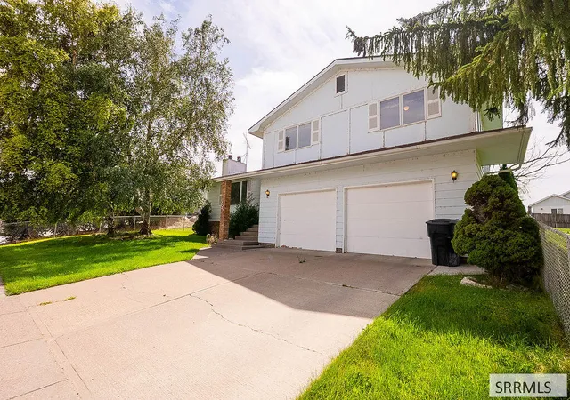 Photo 2 of Single family home for sale at 360 Autumn Way, American Falls, ID 83211 | MLS# 2189043 | Listing updated on 2026-09-05