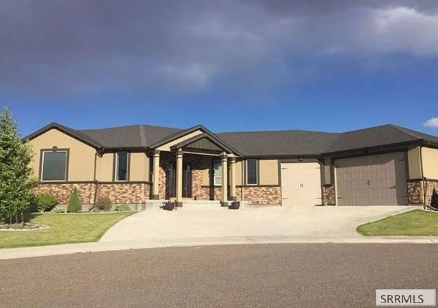 Single family home for sale at 111 Shirley Ln, American Falls, ID 83211 | MLS# 2189780