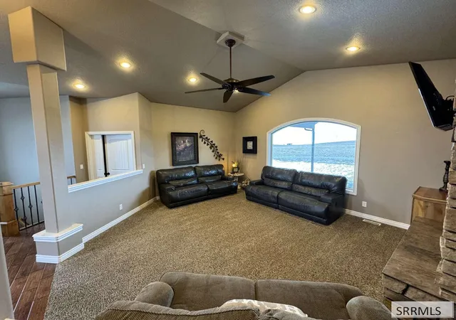 Photo 3 of Single family home for sale at 111 Shirley Ln, American Falls, ID 83211 | MLS# 2189780 | Listing updated on 2026-10-12