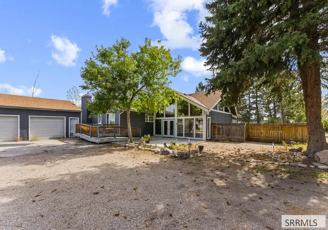 Photo 1 of Single family home for sale at 4011 E 49th South, Idaho Falls, ID 83406 | MLS# 2189577 | Listing updated on 2026-10-16