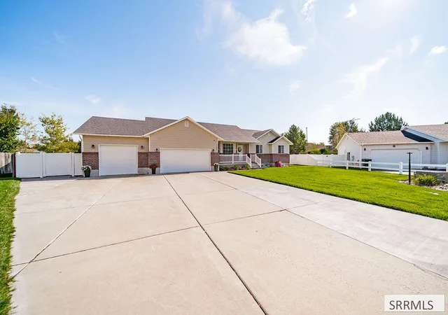 Photo 3 of Sale Pending at 1365 Amaya Cir, Blackfoot, ID 83221 | MLS# 2188918 | Listing updated on 2026-09-03