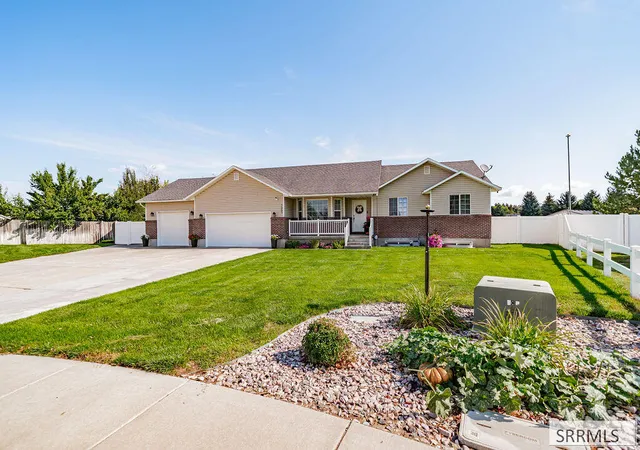 Photo 4 of Sale Pending at 1365 Amaya Cir, Blackfoot, ID 83221 | MLS# 2188918 | Listing updated on 2026-09-03