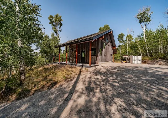 Photo 3 of Single family home for sale at 10468 Rig Ranch Rd, Ririe, ID 83443 | MLS# 2188964 | Listing updated on 2026-09-02