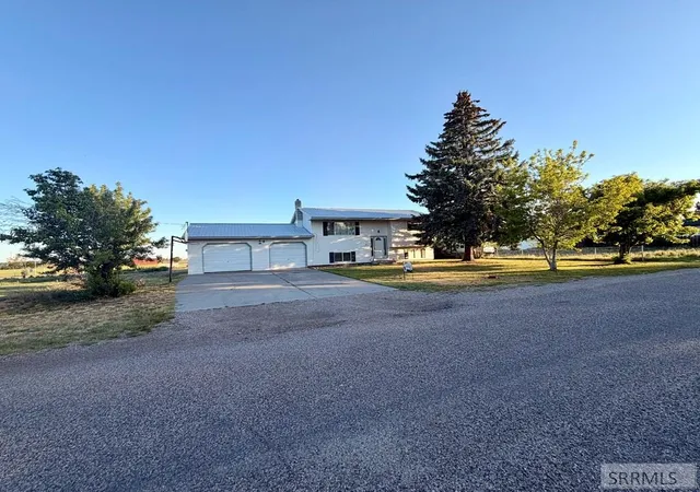 Photo 2 of Single family home for sale at 33 4th South, Dubois, ID 83423 | MLS# 2189070 | Listing updated on 2026-09-08