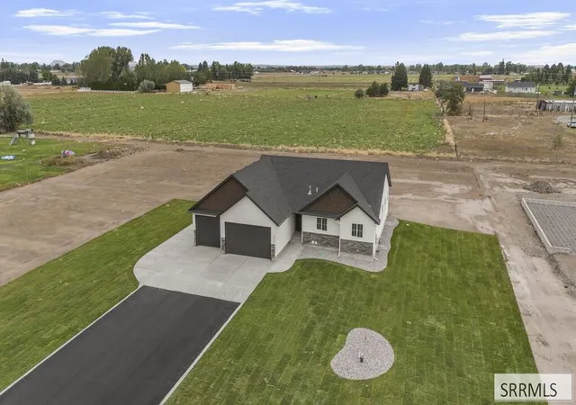 Photo 2 of Single family home for sale at 412 W 175 North, Blackfoot, ID 83221 | MLS# 2189356 | Listing updated on 2026-10-14