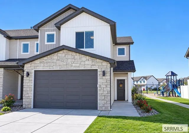 Photo 1 of Townhouse for sale at 1122 Ashlyn Wy #1, Rigby, ID 83442 | MLS# 2189759 | Listing updated on 2026-10-20