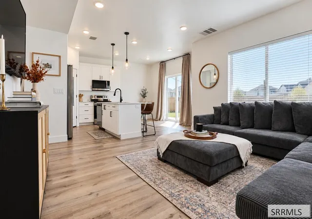 Photo 2 of Townhouse for sale at 1122 Ashlyn Wy #1, Rigby, ID 83442 | MLS# 2189759 | Listing updated on 2026-10-20