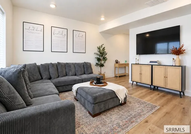 Photo 3 of Townhouse for sale at 1122 Ashlyn Wy #1, Rigby, ID 83442 | MLS# 2189759 | Listing updated on 2026-10-20