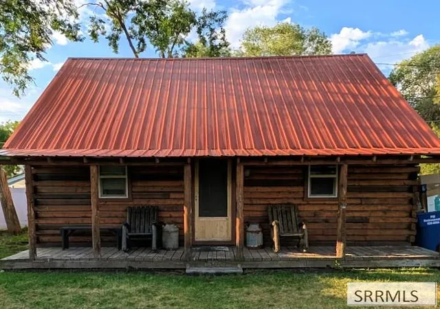 Photo 1 of Sale Pending at 620 W 4th North, Saint Anthony, ID 83445 | MLS# 2189038 | Listing updated on 2026-09-28