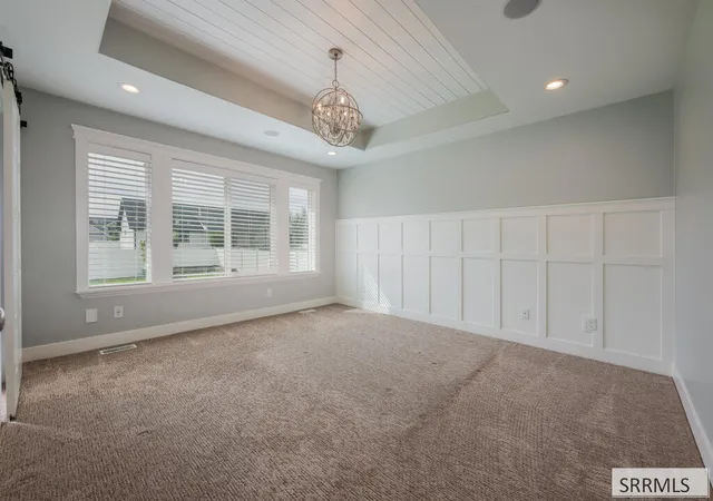 Photo 4 of Single family home for sale at 4802 Porter Dr, Idaho Falls, ID 83406 | MLS# 2189036 | Listing updated on 2026-09-15