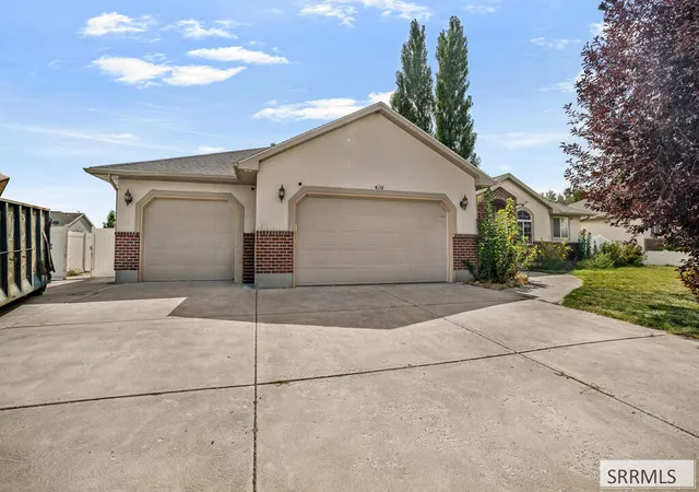 Photo 2 of Sale Pending at 4138 E Tawzer Way, Ammon, ID 83406 | MLS# 2188949 | Listing updated on 2026-09-06