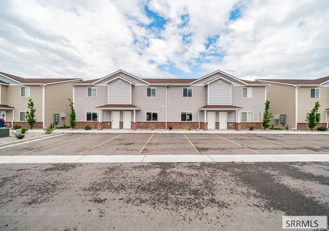 Townhouse for sale at 2015 Lawrence Ln #603, Blackfoot, ID 83221 | MLS# 2189465