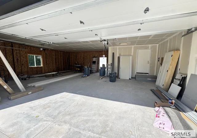 Photo 3 of Single family home for sale at 392 Oak St, Shelley, ID 83274 | MLS# 2189463 | Listing updated on 2026-10-12