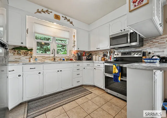 Photo 4 of Condo for sale at 485 Gustafson Dr, Idaho Falls, ID 83402 | MLS# 2188996 | Listing updated on 2026-09-14