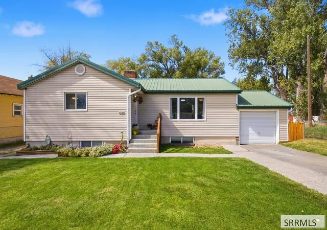 Photo 1 of Single family home for sale at 191 Lilac St, Blackfoot, ID 83221 | MLS# 2189426 | Listing updated on 2026-10-09