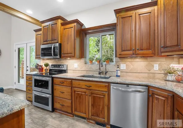 Photo 2 of Single family home for sale at 9 Autumn Blaze Ln, Salmon, ID 83467 | MLS# 2189011 | Listing updated on 2026-09-04