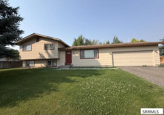 Photo 1 of Sale Pending at 1010 S 7th Street, Challis, ID 83226 | MLS# 2189439 | Listing updated on 2026-09-23