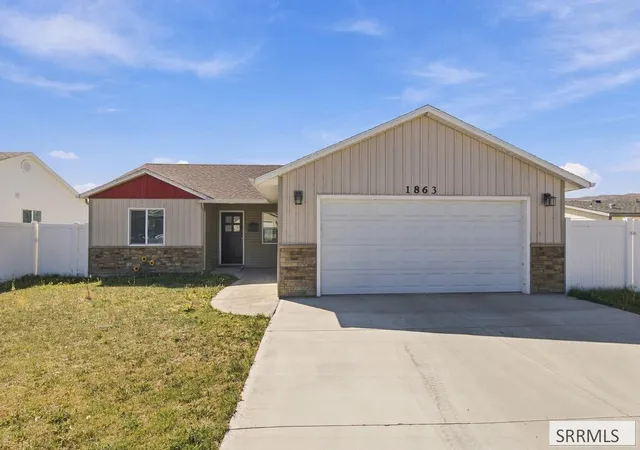Photo 1 of Sale Pending at 1863 Scottsdale Dr, Pocatello, ID 83202 | MLS# 2189270 | Listing updated on 2026-10-08