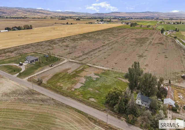 Photo 2 of Single family home for sale at 855 E 1100 North, Shelley, ID 83274 | MLS# 2189165 | Listing updated on 2026-09-11