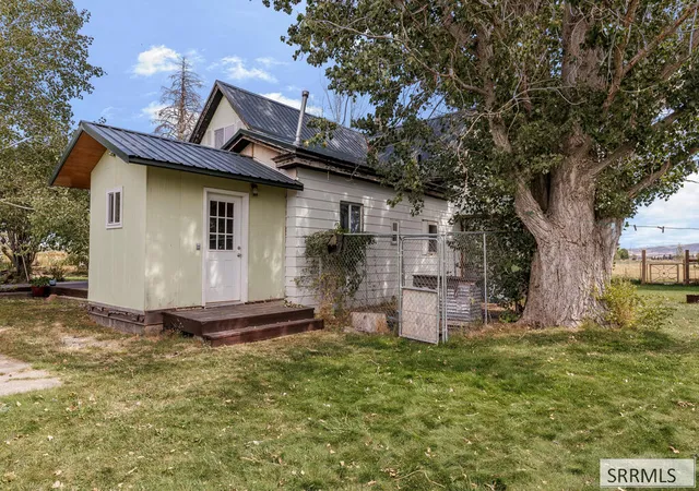 Photo 3 of Single family home for sale at 855 E 1100 North, Shelley, ID 83274 | MLS# 2189165 | Listing updated on 2026-09-11