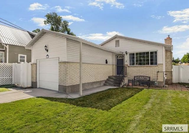 Photo 1 of Single family home for sale at 71 N 3rd West, Rexburg, ID 83440 | MLS# 2189134 | Listing updated on 2026-09-11