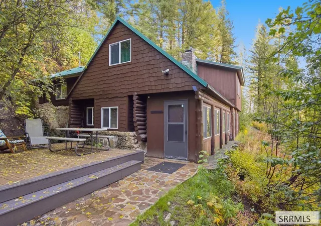 Photo 2 of Single family home for sale at 11 Upper Coyote Holw, Swan Valley, ID 83449 | MLS# 2189376 | Listing updated on 2026-10-20