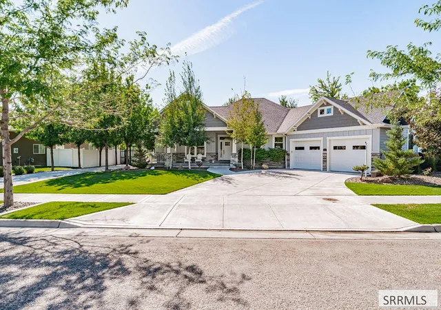 Photo 2 of Single family home for sale at 345 Fire Thorn, Idaho Falls, ID 83404 | MLS# 2189012 | Listing updated on 2026-09-12
