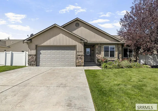 Photo 1 of Single family home for sale at 3840 Summer Sun Dr, Idaho Falls, ID 83404 | MLS# 2189113 | Listing updated on 2026-09-22