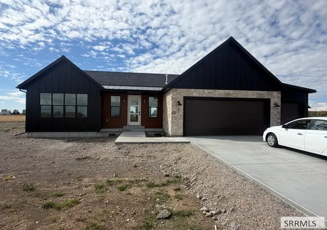 Photo 1 of Sale Pending at 275 N 2340 East, St Anthony, ID 83445 | MLS# 2187756 | Listing updated on 2026-10-05