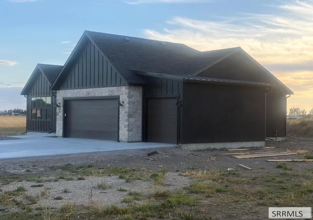 Photo 1 of Sale Pending at 275 N 2340 East, St Anthony, ID 83445 | MLS# 2187756 | Listing updated on 2026-10-05
