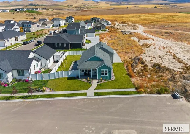Photo 2 of Single family home for sale at 6100 Reflection Ridge Dr, Pocatello, ID 83202 | MLS# 2189693 | Listing updated on 2026-10-07