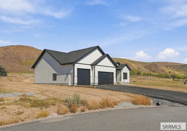 Photo 3 of Single family home for sale at 2464 Old Cyn Dr, Inkom, ID 83245 | MLS# 2187477 | Listing updated on 2026-10-05