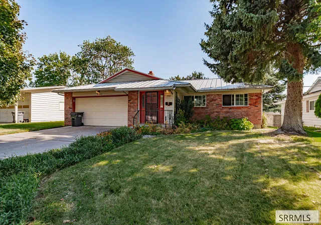 Photo 1 of Sale Pending at 1711 Whitney St, Idaho Falls, ID 83402 | MLS# 2189548 | Listing updated on 2026-10-20