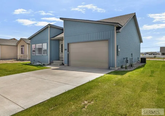 Photo 3 of Single family home for sale at 544 Abigail Ln, Shelley, ID 83274 | MLS# 2188978 | Listing updated on 2026-09-09