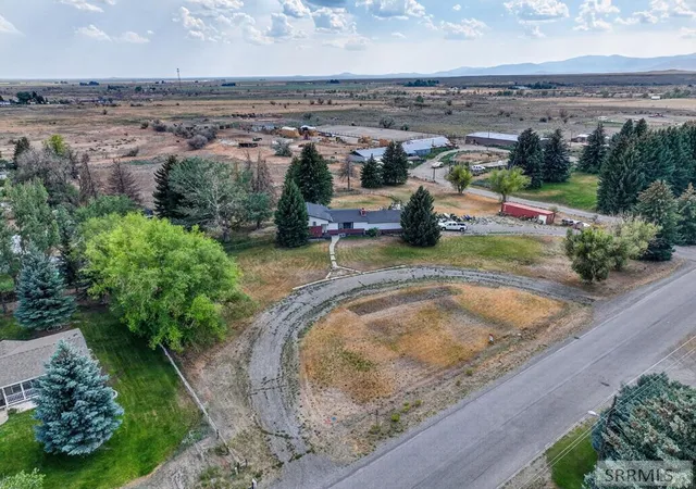 Photo 4 of Single family home for sale at 415 Sunset Dr, Arco, ID 83213 | MLS# 2189184 | Listing updated on 2026-09-12