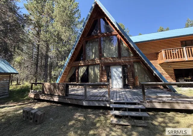 Photo 1 of Single family home for sale at 3619 Bills Loop S Rd, Island Park, ID 83429 | MLS# 2189035 | Listing updated on 2026-09-04