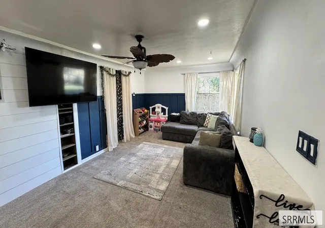 Photo 3 of Sale Pending at 371 N 200 West, Blackfoot, ID 83221 | MLS# 2189751 | Listing updated on 2026-10-10
