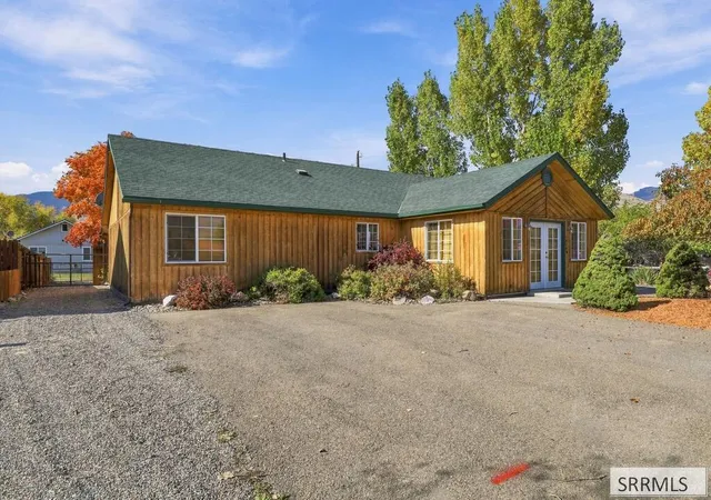 Photo 2 of Sale Pending at 819 Idaho Ave, Salmon, ID 83467 | MLS# 2189778 | Listing updated on 2026-10-13