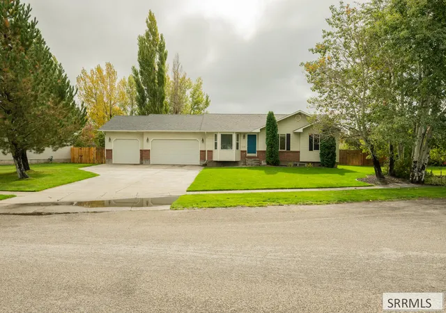 Photo 1 of Single family home for sale at 4184 E Aschli Ln, Idaho Falls, ID 83406 | MLS# 2189829 | Listing updated on 2026-10-14
