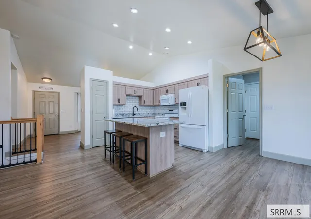 Photo 2 of Single family home for sale at 4184 E Aschli Ln, Idaho Falls, ID 83406 | MLS# 2189829 | Listing updated on 2026-10-14