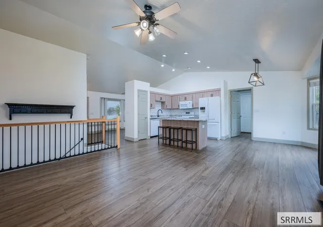 Photo 4 of Single family home for sale at 4184 E Aschli Ln, Idaho Falls, ID 83406 | MLS# 2189829 | Listing updated on 2026-10-14
