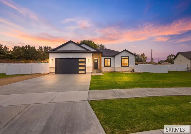 Photo 1 of Sale Pending at 6307 Cottontree Ln, Idaho Falls, ID 83406 | MLS# 2189554 | Listing updated on 2026-10-01
