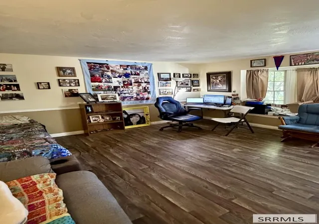 Photo 3 of Single family home for sale at 2379 Hoopes Ave, Idaho Falls, ID 83404 | MLS# 2188995 | Listing updated on 2026-09-17