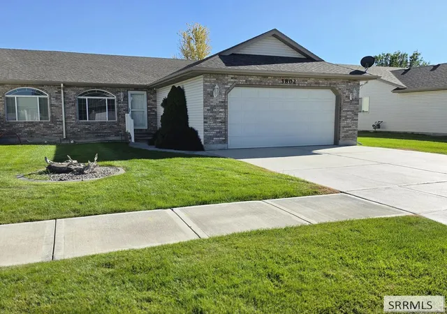Photo 1 of Sale Pending at 3802 E Briar Crk Cir, Ammon, ID 83406 | MLS# 2189068 | Listing updated on 2026-10-09