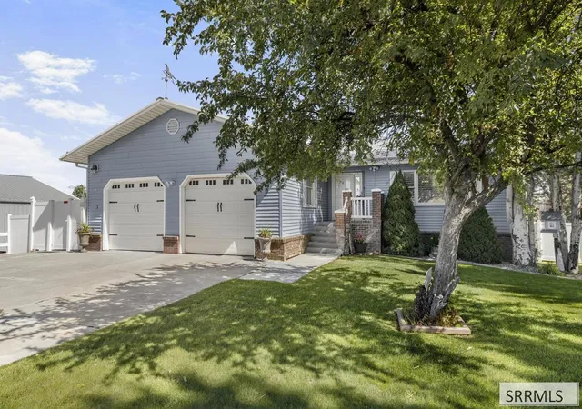 Photo 2 of Single family home for sale at 3245 S 55th West, Idaho Falls, ID 83402 | MLS# 2189264 | Listing updated on 2026-10-06