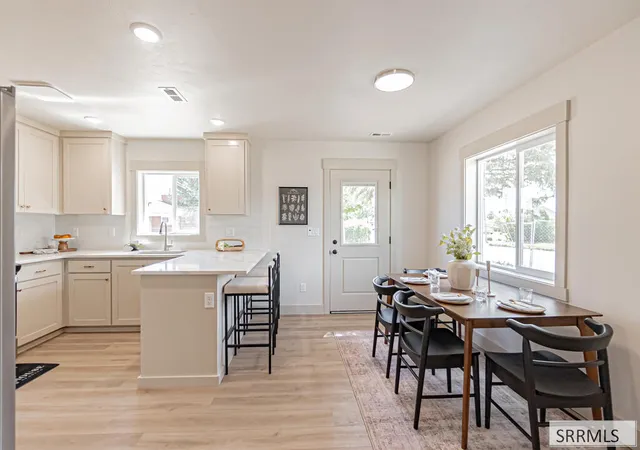 Photo 4 of Townhouse for sale at 1334 Boston Ct, Idaho Falls, ID 83402 | MLS# 2188925 | Listing updated on 2026-09-02