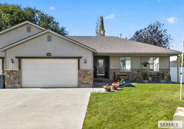 Photo 1 of Townhouse for sale at 485 Neff Cir, Blackfoot, ID 83221 | MLS# 2189708 | Listing updated on 2026-10-15