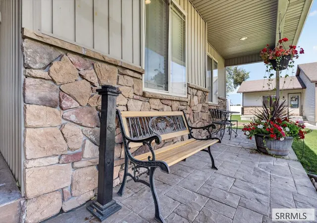 Photo 3 of Townhouse for sale at 485 Neff Cir, Blackfoot, ID 83221 | MLS# 2189708 | Listing updated on 2026-10-15